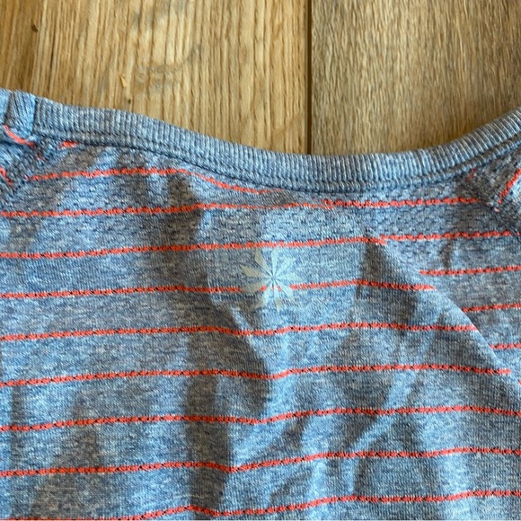 Athleta Ruched Shirt - Gray and Orange - Small - Picture 3 of 7